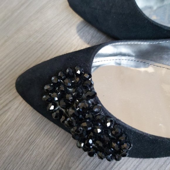 Marc Fisher black suede low heeled pumps with rhinestone embellishments, 8.5 - Picture 5 of 6